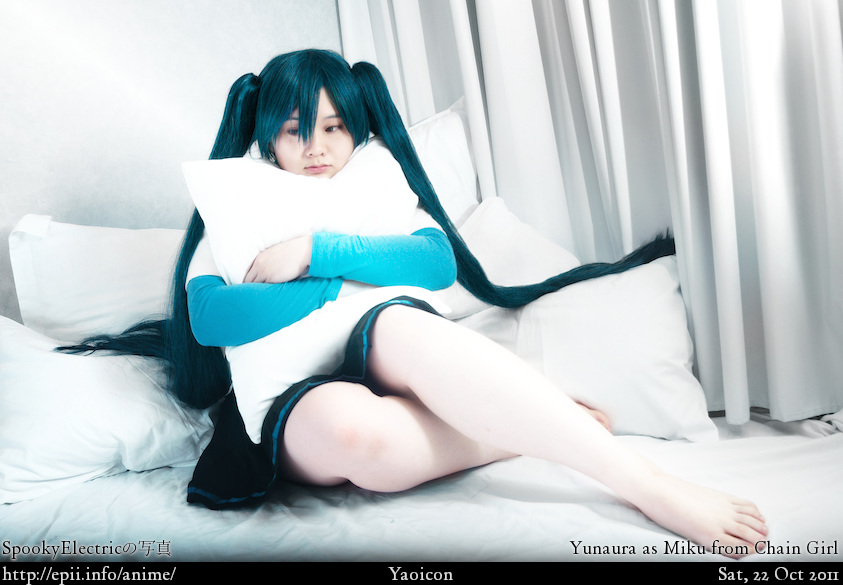 Cosplay  Picture: Chain Girl - Miku 1635