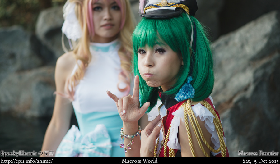 Cosplay  Picture: Macross Frontier - Sheryl and Ranka 2322